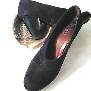 Clarks Indigo Black Suede Heels